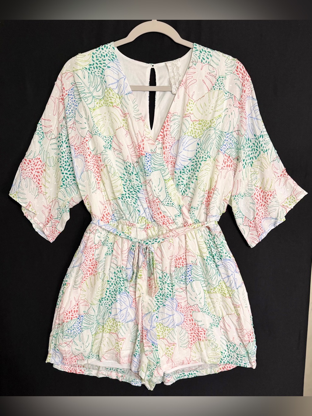 Sadie & Sage White Tropical Print Wrap Romper Textured Soft Lined V-Neck